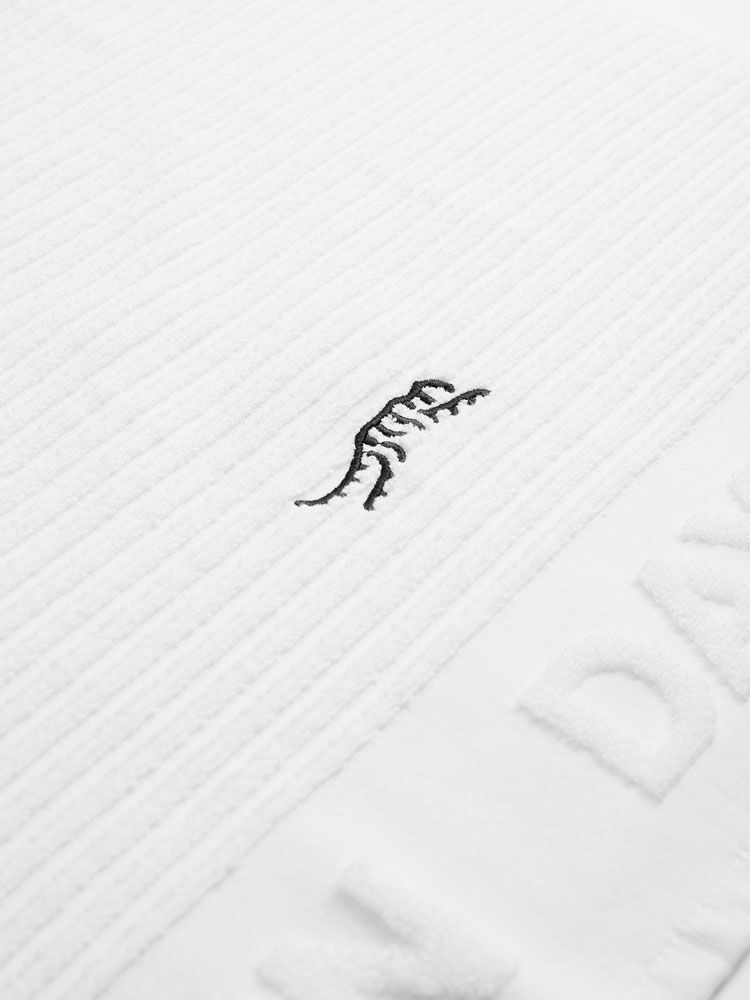 Sun Day Red Cypress Towel | 849762-AKU